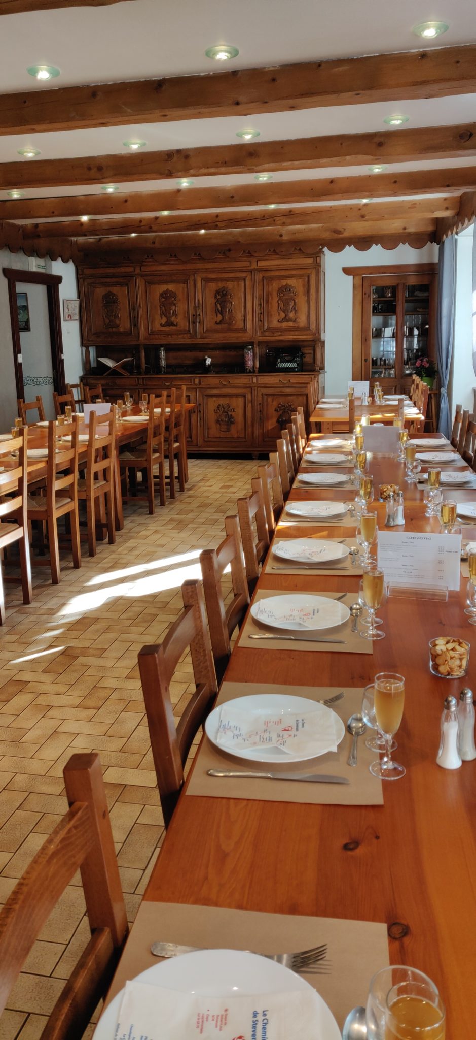 Table Du Terroir | Refuge Du Moure (Cheylard L'Évêque - Lozère)